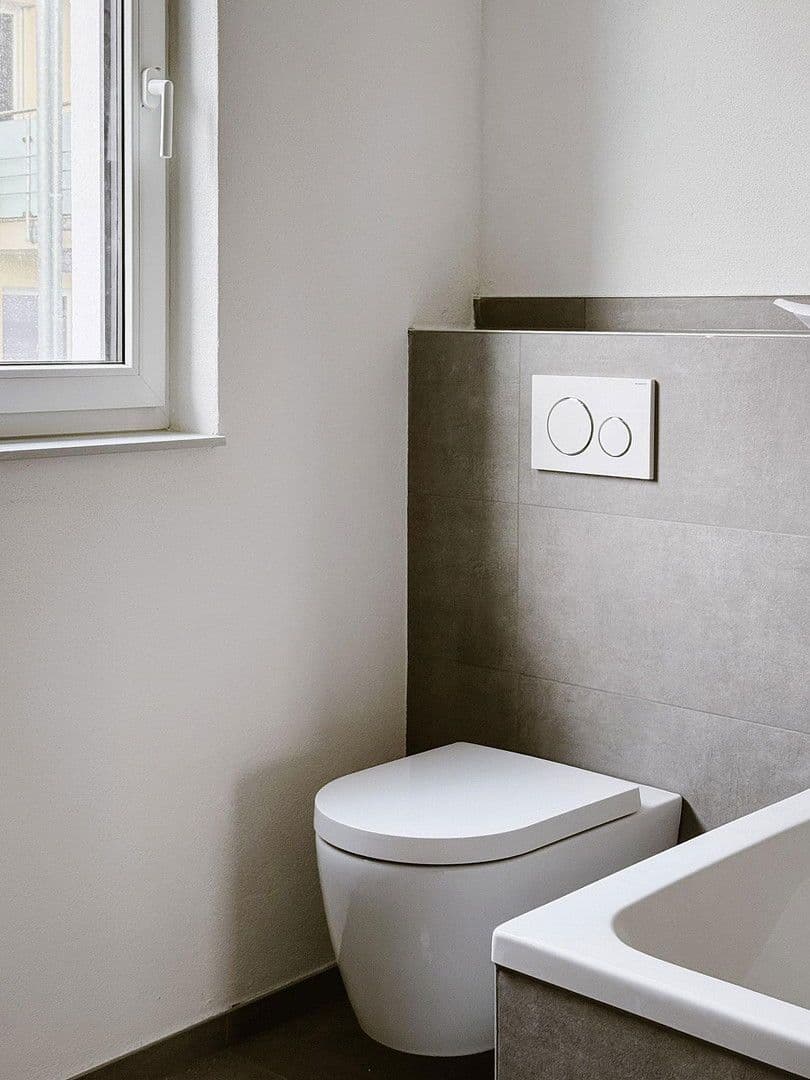 Pronájem bytu 4+1 117 m², Bergstraße 9/1, Emmendingen, Bádensko-Württembersko Pronájem bytu 4+1 117 m², Bergstraße 9/1, Emmendingen, Bádensko-Württembersko