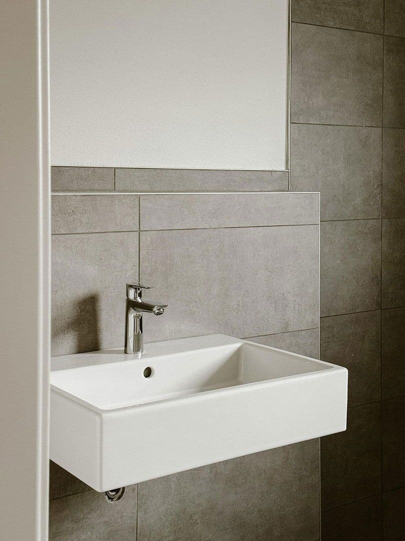 Pronájem bytu 4+1 117 m², Bergstraße 9/1, Emmendingen, Bádensko-Württembersko Pronájem bytu 4+1 117 m², Bergstraße 9/1, Emmendingen, Bádensko-Württembersko