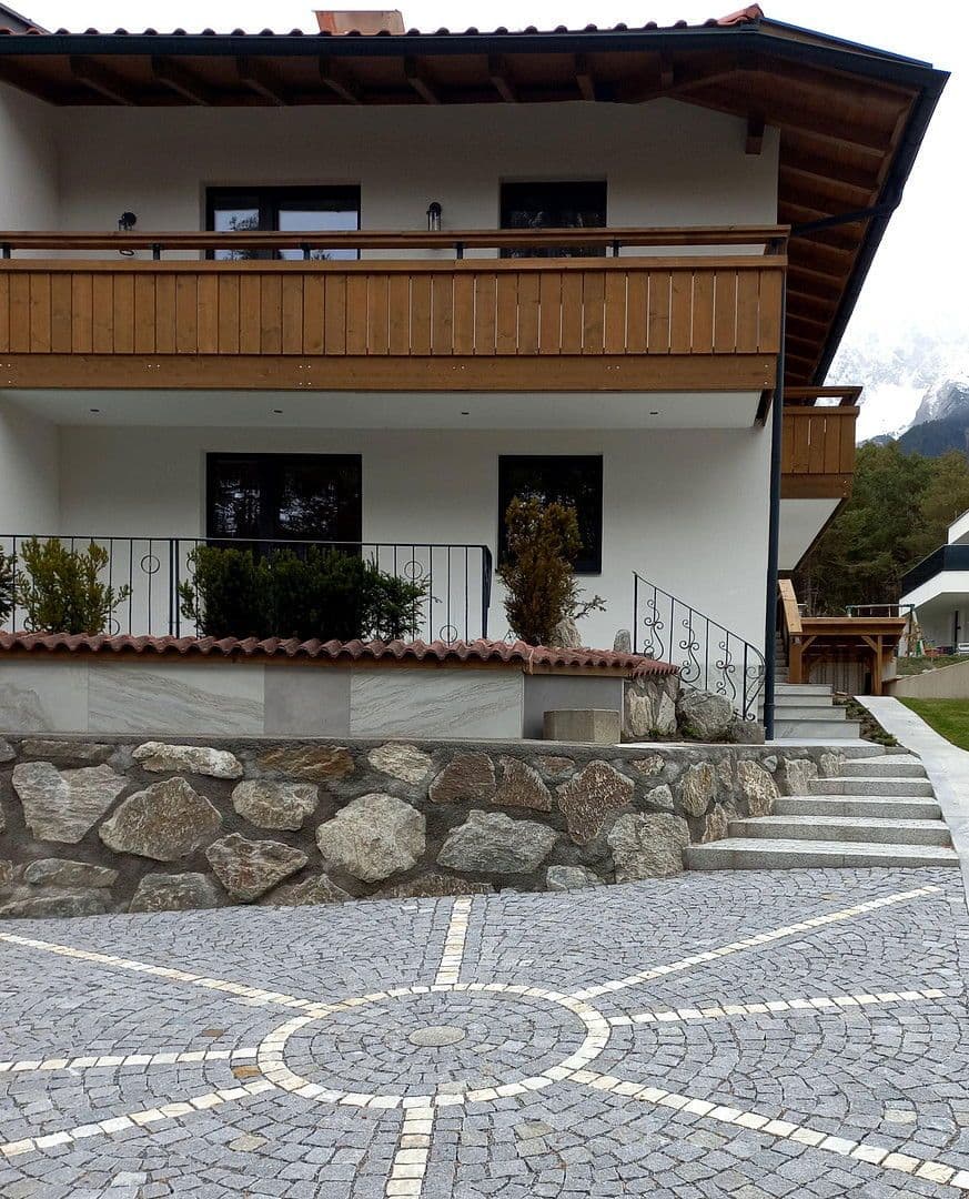 Pronájem bytu 3+1 76 m², 42a Höhenweg, Mieming, Tyrolsko Pronájem bytu 3+1 76 m², 42a Höhenweg, Mieming, Tyrolsko