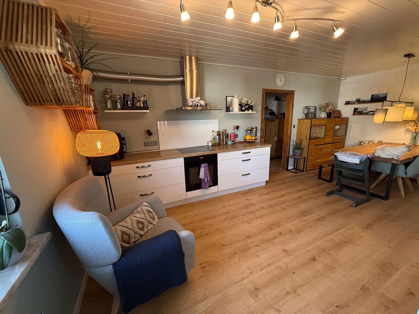 Prodej bytu 2+1 93 m², Rheinbrohl, Porýní-Falc Prodej bytu 2+1 93 m², Rheinbrohl, Porýní-Falc