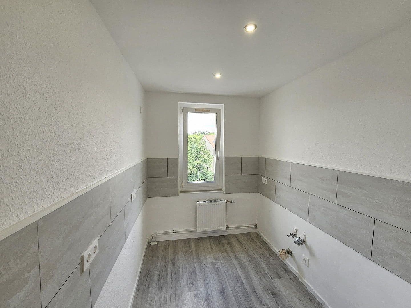 Pronájem bytu 3+1 62 m², Hauptstraße 344, Markkleeberg, Sasko Pronájem bytu 3+1 62 m², Hauptstraße 344, Markkleeberg, Sasko