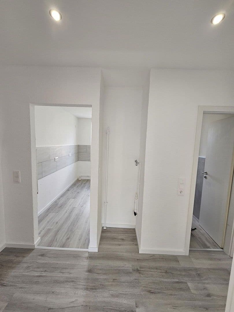 Pronájem bytu 3+1 62 m², Hauptstraße 344, Markkleeberg, Sasko Pronájem bytu 3+1 62 m², Hauptstraße 344, Markkleeberg, Sasko