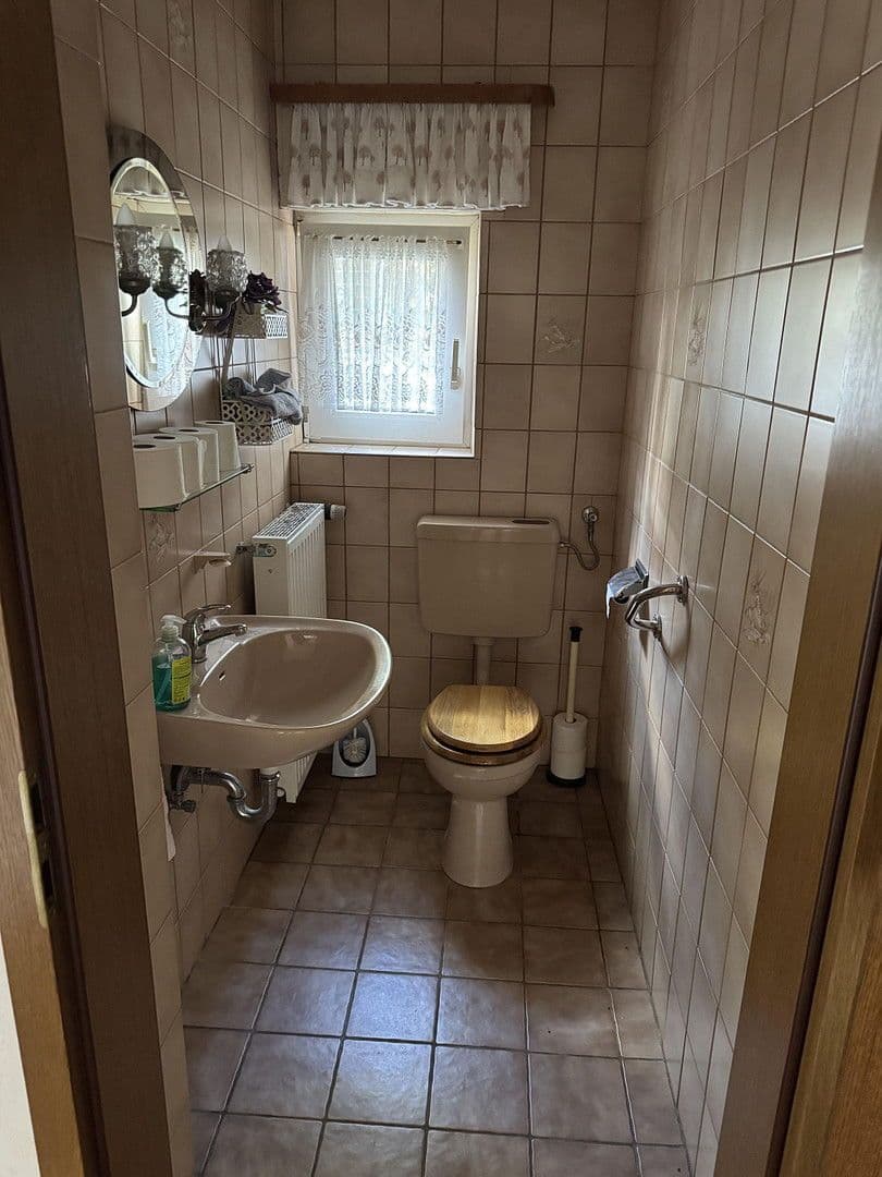 Prodej domu 165 m², pozemek 1.126 m², Alpen, Severní Porýní-Vestfálsko Prodej domu 165 m², pozemek 1.126 m², Alpen, Severní Porýní-Vestfálsko