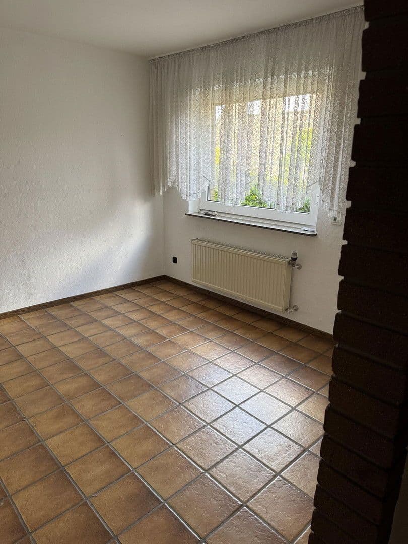 Prodej domu 165 m², pozemek 1.126 m², Alpen, Severní Porýní-Vestfálsko Prodej domu 165 m², pozemek 1.126 m², Alpen, Severní Porýní-Vestfálsko