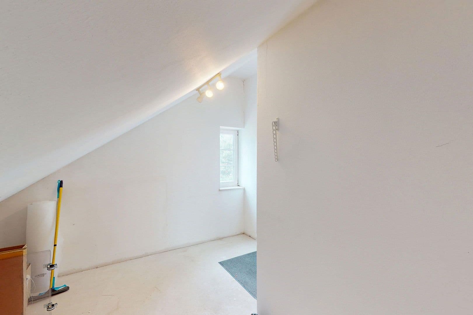 Prodej domu 198 m², pozemek 546 m², Mühlangerstr. 11, Dorfen, Bavorsko Prodej domu 198 m², pozemek 546 m², Mühlangerstr. 11, Dorfen, Bavorsko