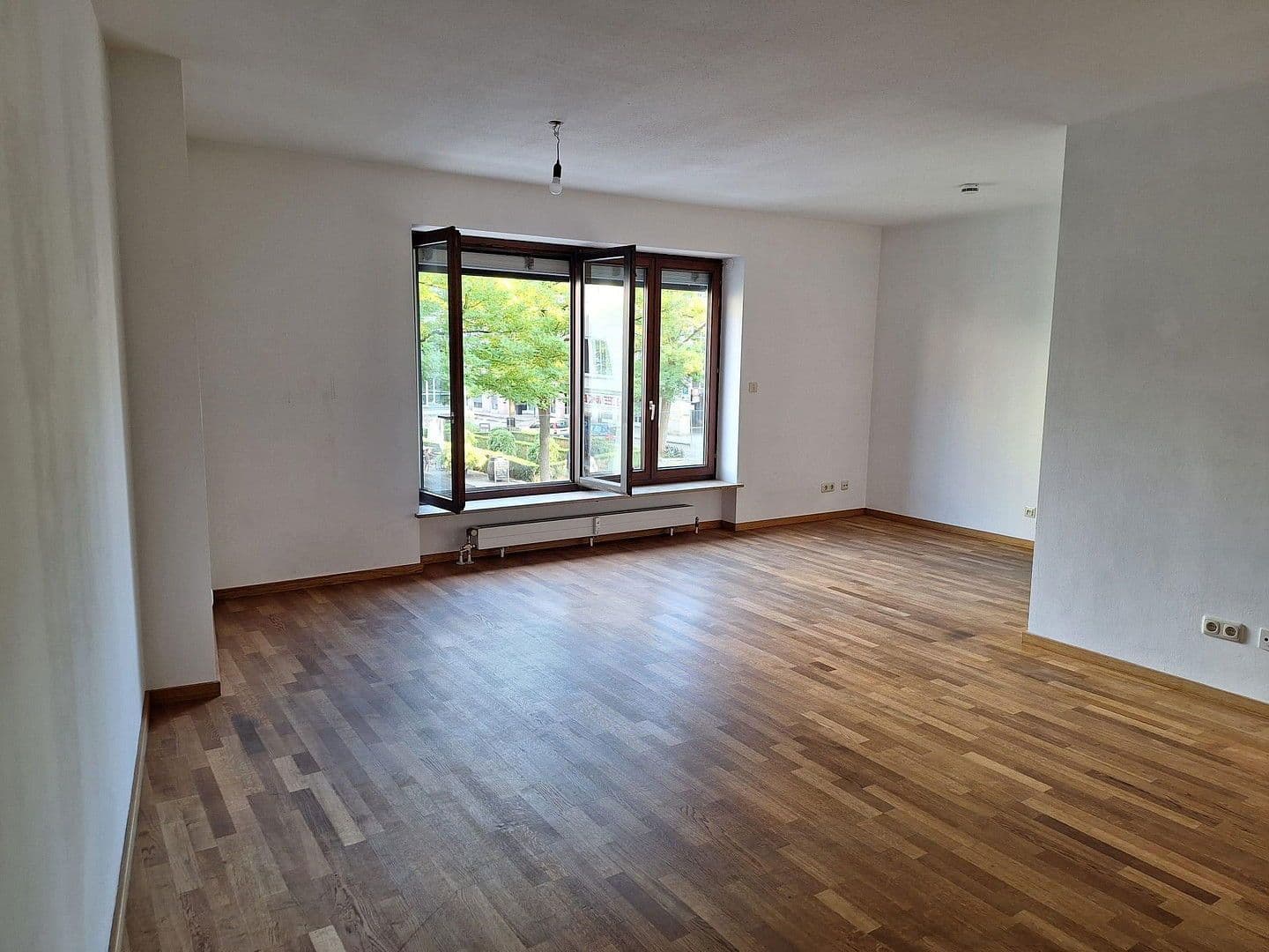 Prodej bytu 2+1 60 m², Wittelsbacherstraße 5, Starnberg, Bavorsko Prodej bytu 2+1 60 m², Wittelsbacherstraße 5, Starnberg, Bavorsko
