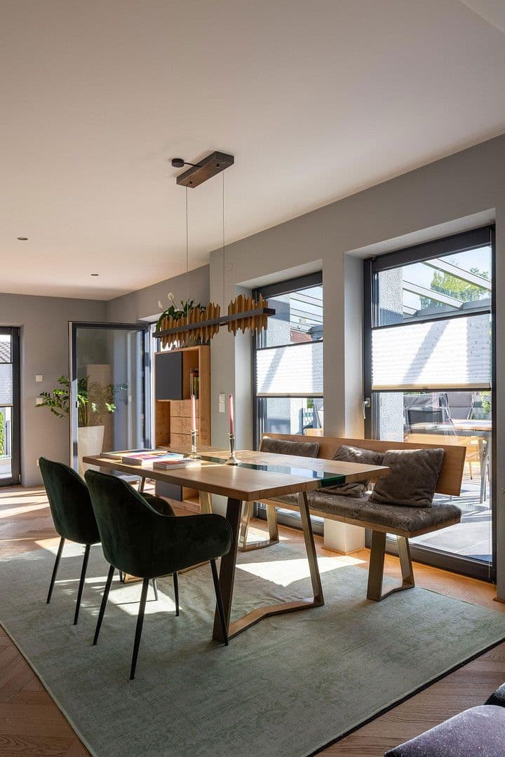 Prodej domu 148 m², pozemek 773 m², Eggenfelden, Bavorsko Prodej domu 148 m², pozemek 773 m², Eggenfelden, Bavorsko