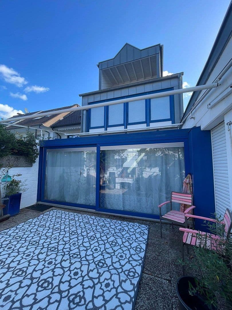 Prodej domu 187 m², pozemek 330 m², Niederkassel, Severní Porýní-Vestfálsko Prodej domu 187 m², pozemek 330 m², Niederkassel, Severní Porýní-Vestfálsko