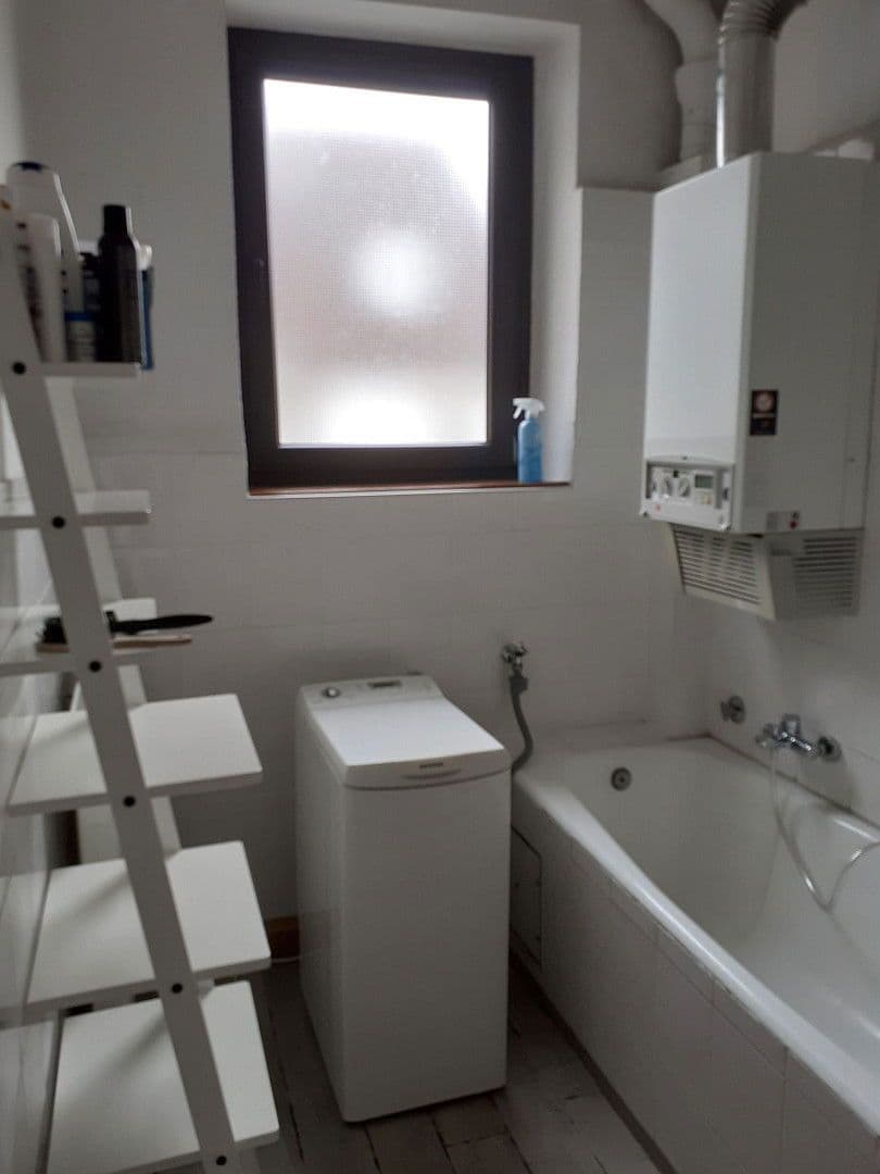 Pronájem bytu 4+1 120 m², Douglasstr. 6, Karlsruhe, Bádensko-Württembersko Pronájem bytu 4+1 120 m², Douglasstr. 6, Karlsruhe, Bádensko-Württembersko