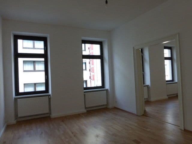Pronájem bytu 4+1 120 m², Douglasstr. 6, Karlsruhe, Bádensko-Württembersko Pronájem bytu 4+1 120 m², Douglasstr. 6, Karlsruhe, Bádensko-Württembersko