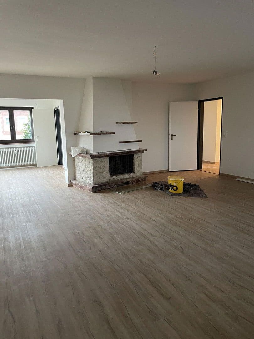 Pronájem bytu 3+1 120 m², Neustädter Str. 23, Diespeck, Bavorsko Pronájem bytu 3+1 120 m², Neustädter Str. 23, Diespeck, Bavorsko