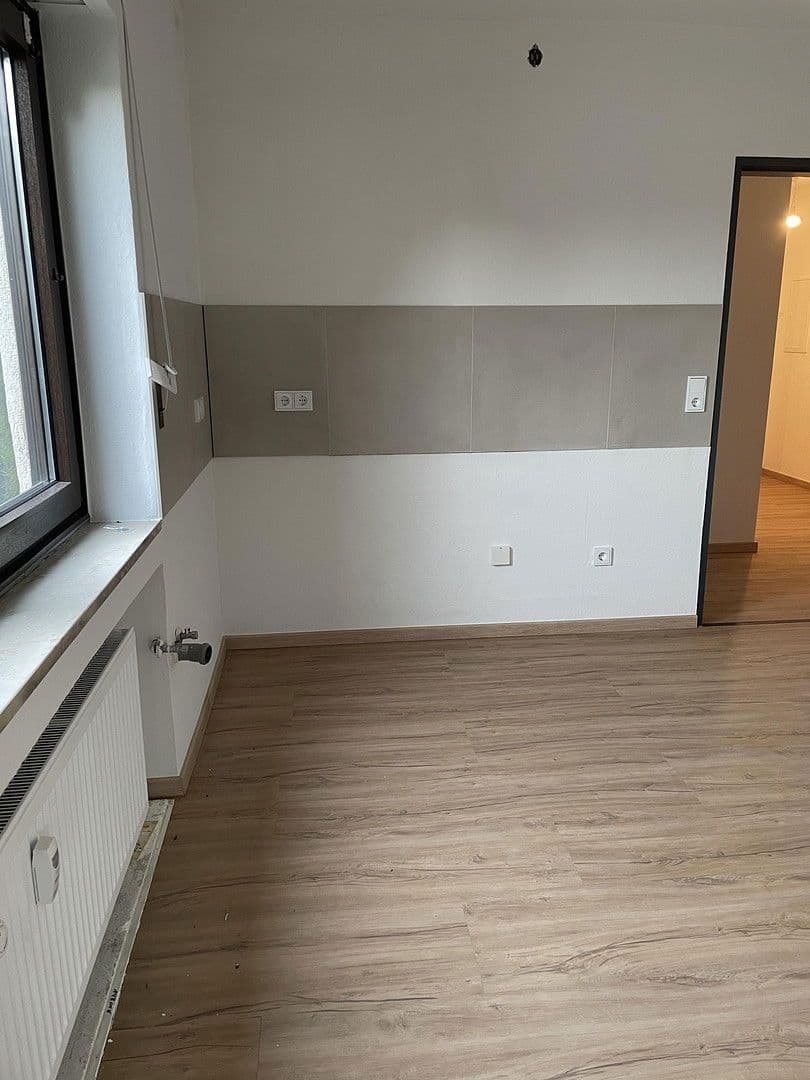 Pronájem bytu 3+1 120 m², Neustädter Str. 23, Diespeck, Bavorsko Pronájem bytu 3+1 120 m², Neustädter Str. 23, Diespeck, Bavorsko