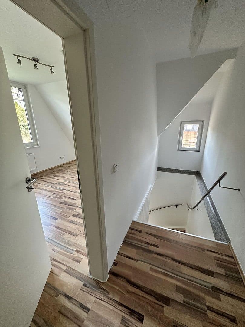 Pronájem domu 100 m², pozemek 600 m², Wetter (Ruhr), Severní Porýní-Vestfálsko Pronájem domu 100 m², pozemek 600 m², Wetter (Ruhr), Severní Porýní-Vestfálsko