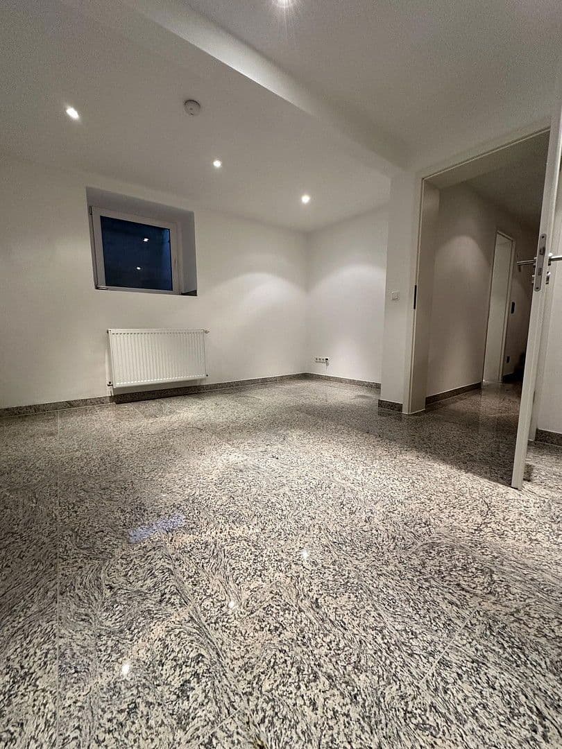 Pronájem domu 100 m², pozemek 600 m², Wetter (Ruhr), Severní Porýní-Vestfálsko Pronájem domu 100 m², pozemek 600 m², Wetter (Ruhr), Severní Porýní-Vestfálsko