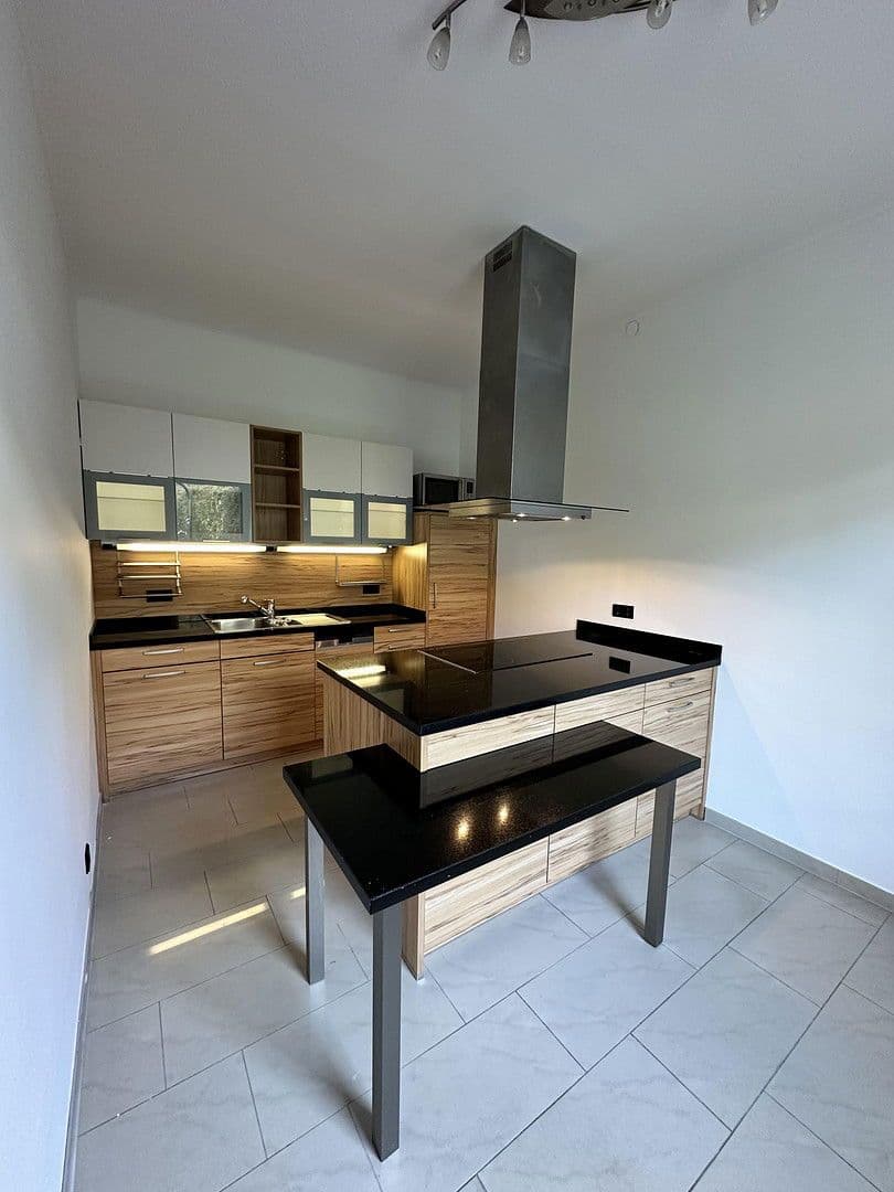 Pronájem domu 100 m², pozemek 600 m², Wetter (Ruhr), Severní Porýní-Vestfálsko Pronájem domu 100 m², pozemek 600 m², Wetter (Ruhr), Severní Porýní-Vestfálsko