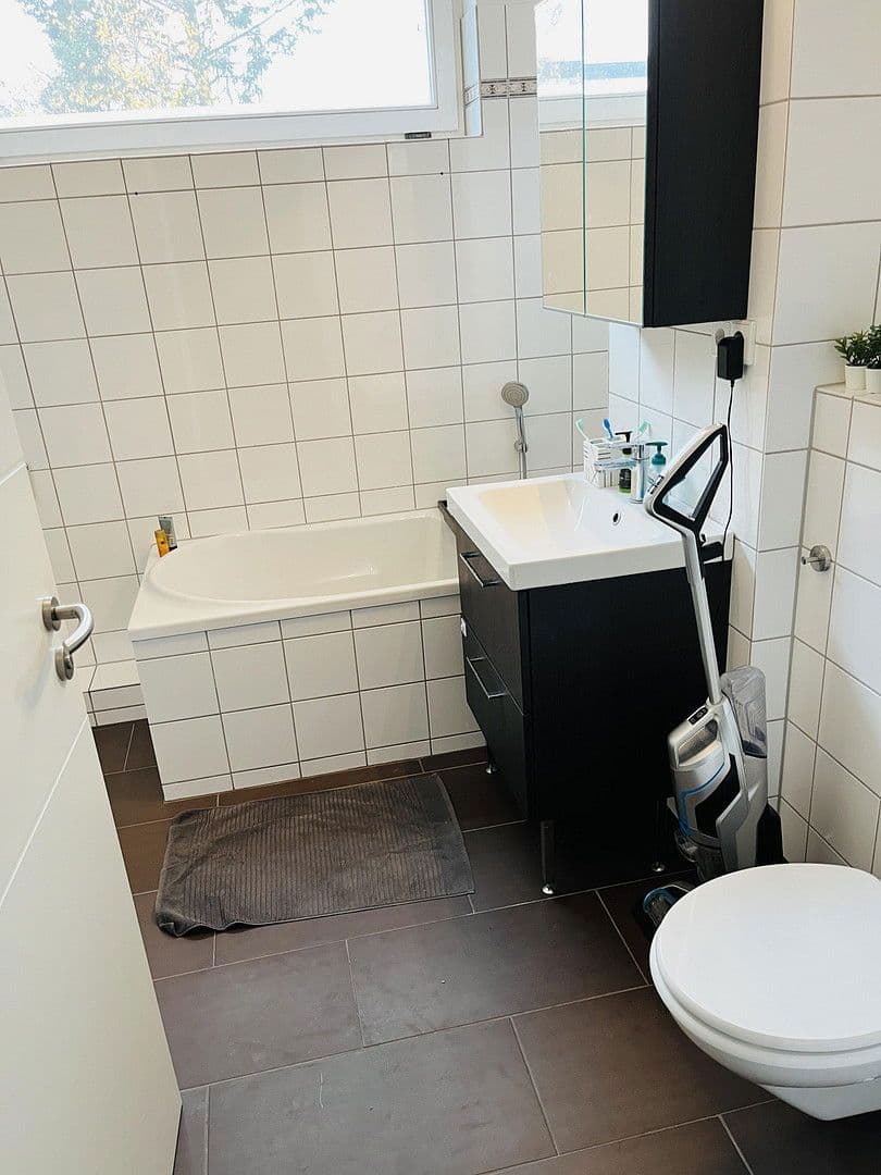 Pronájem bytu 3+1 86 m², Machonstraße 44, Berlin, Berlín Pronájem bytu 3+1 86 m², Machonstraße 44, Berlin, Berlín