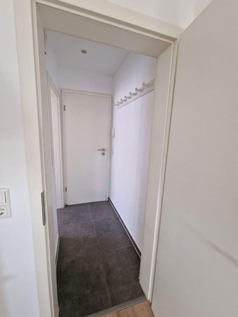 Pronájem bytu 1+1 35 m², Pfortenstrasse 18, Frankfurt am Main, Hessen Pronájem bytu 1+1 35 m², Pfortenstrasse 18, Frankfurt am Main, Hessen