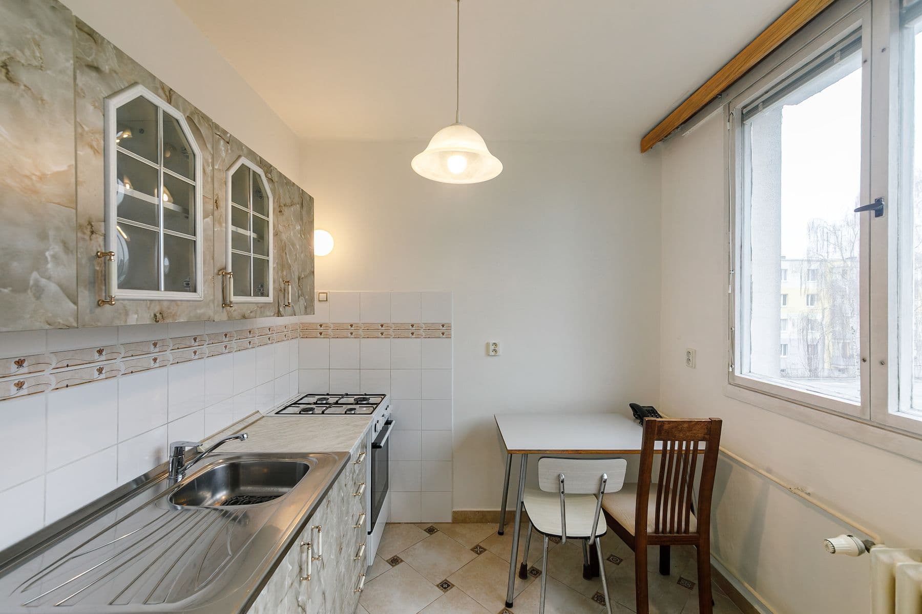 Prodej bytu 2+1 55 m², Rumunská, Čelákovice, Středočeský kraj Prodej bytu 2+1 55 m², Rumunská, Čelákovice, Středočeský kraj