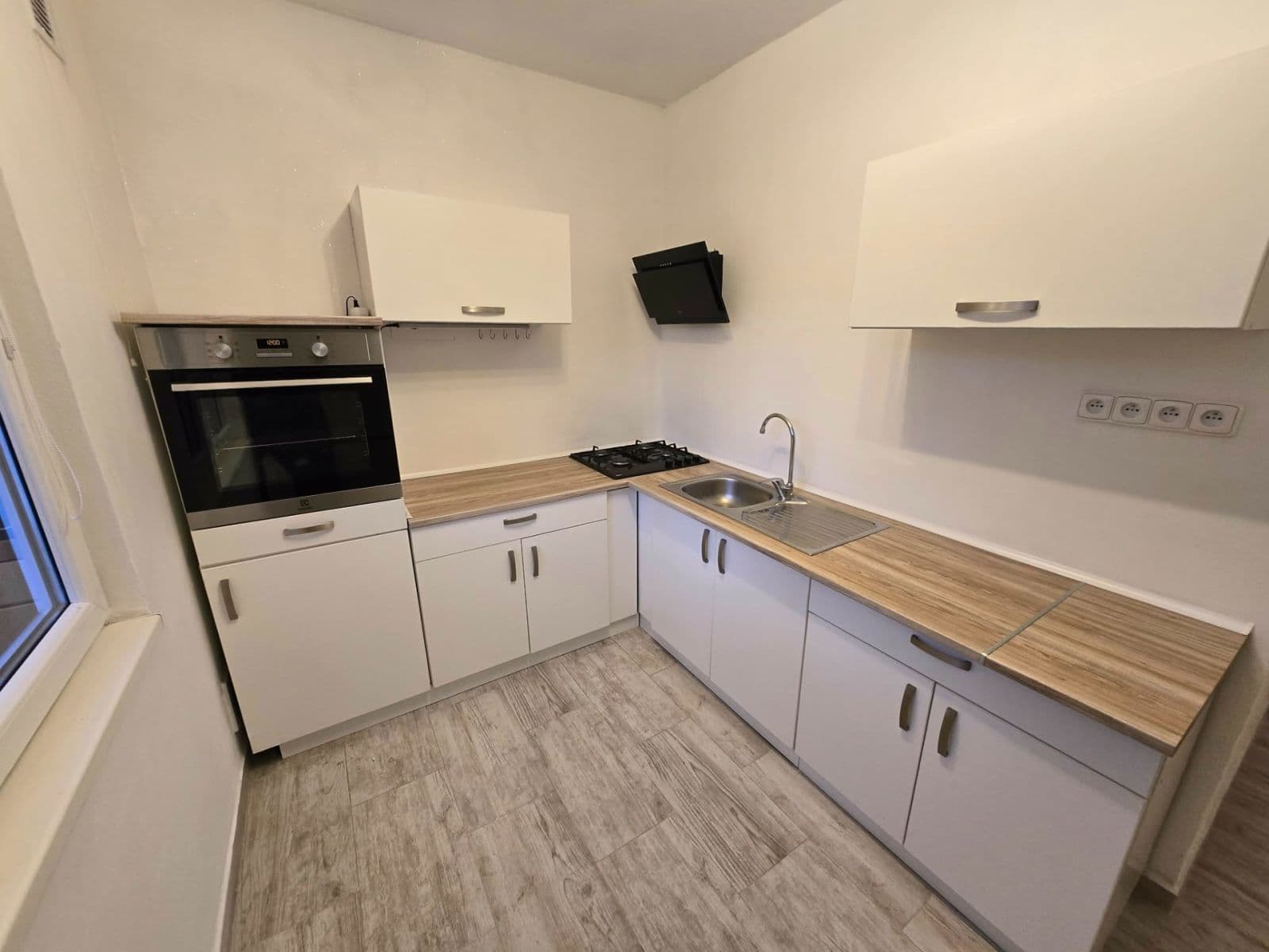 Pronájem bytu 2+1 54 m², Beskydská, Frýdek-Místek, Moravskoslezský kraj Pronájem bytu 2+1 54 m², Beskydská, Frýdek-Místek, Moravskoslezský kraj