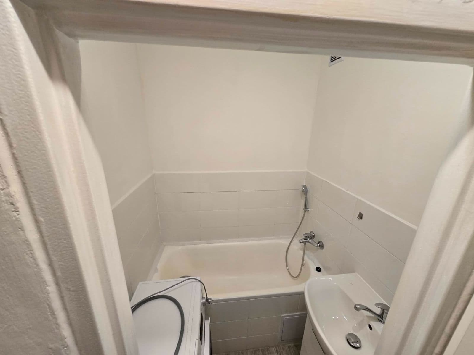 Pronájem bytu 2+1 54 m², Beskydská, Frýdek-Místek, Moravskoslezský kraj Pronájem bytu 2+1 54 m², Beskydská, Frýdek-Místek, Moravskoslezský kraj