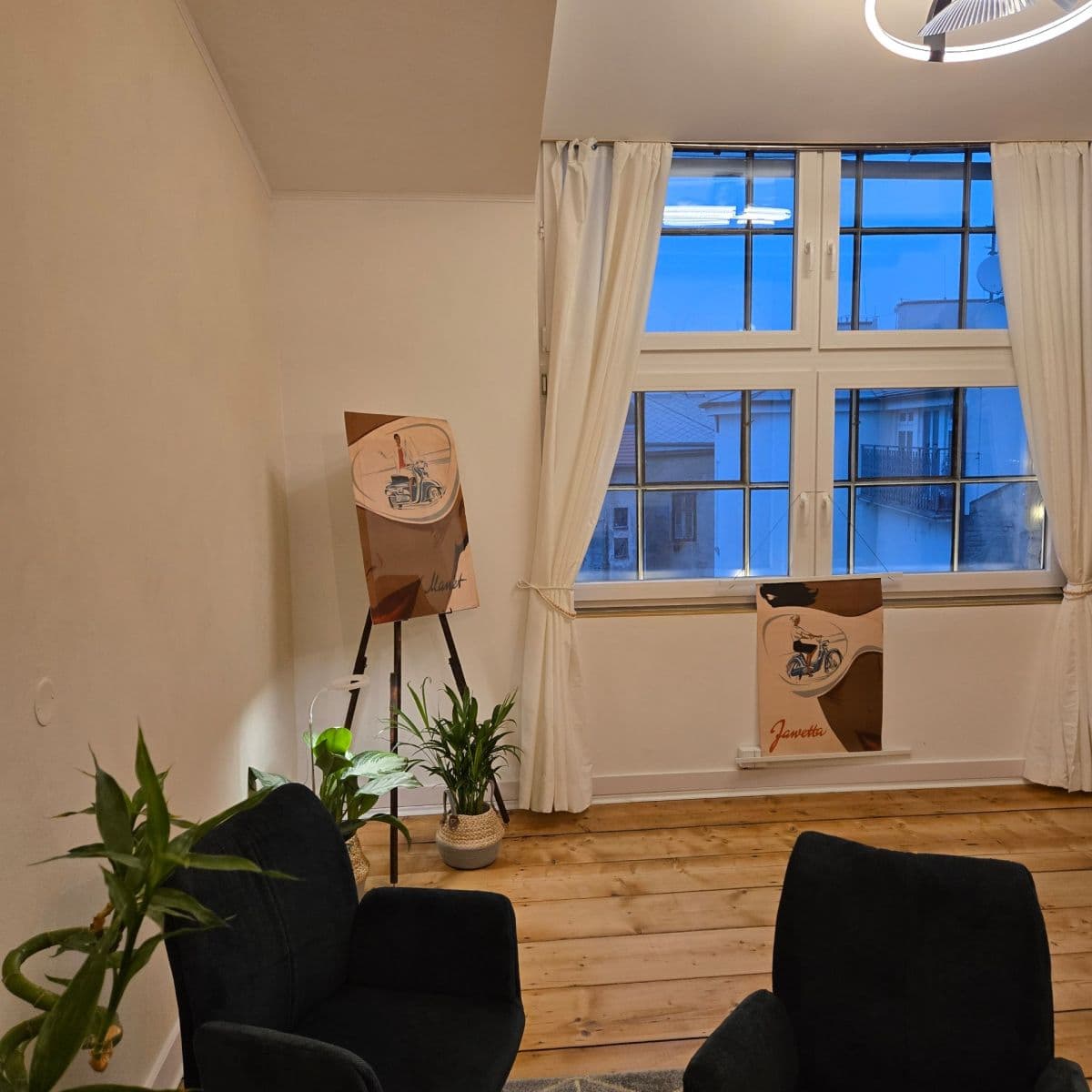 Pronájem bytu 1+1 40 m², Janáčkovo nábřeží, Praha, Praha Pronájem bytu 1+1 40 m², Janáčkovo nábřeží, Praha, Praha