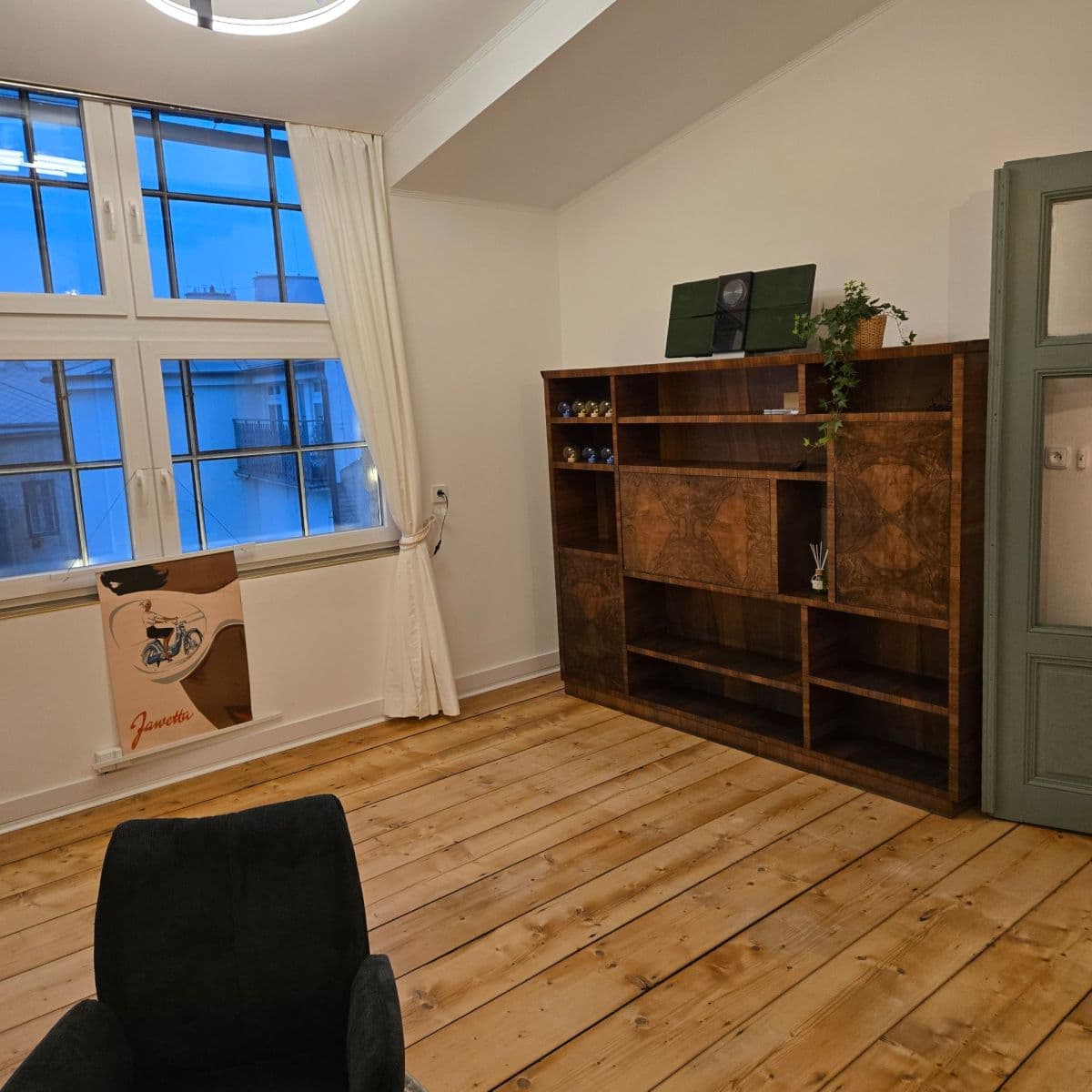 Pronájem bytu 1+1 40 m², Janáčkovo nábřeží, Praha, Praha Pronájem bytu 1+1 40 m², Janáčkovo nábřeží, Praha, Praha