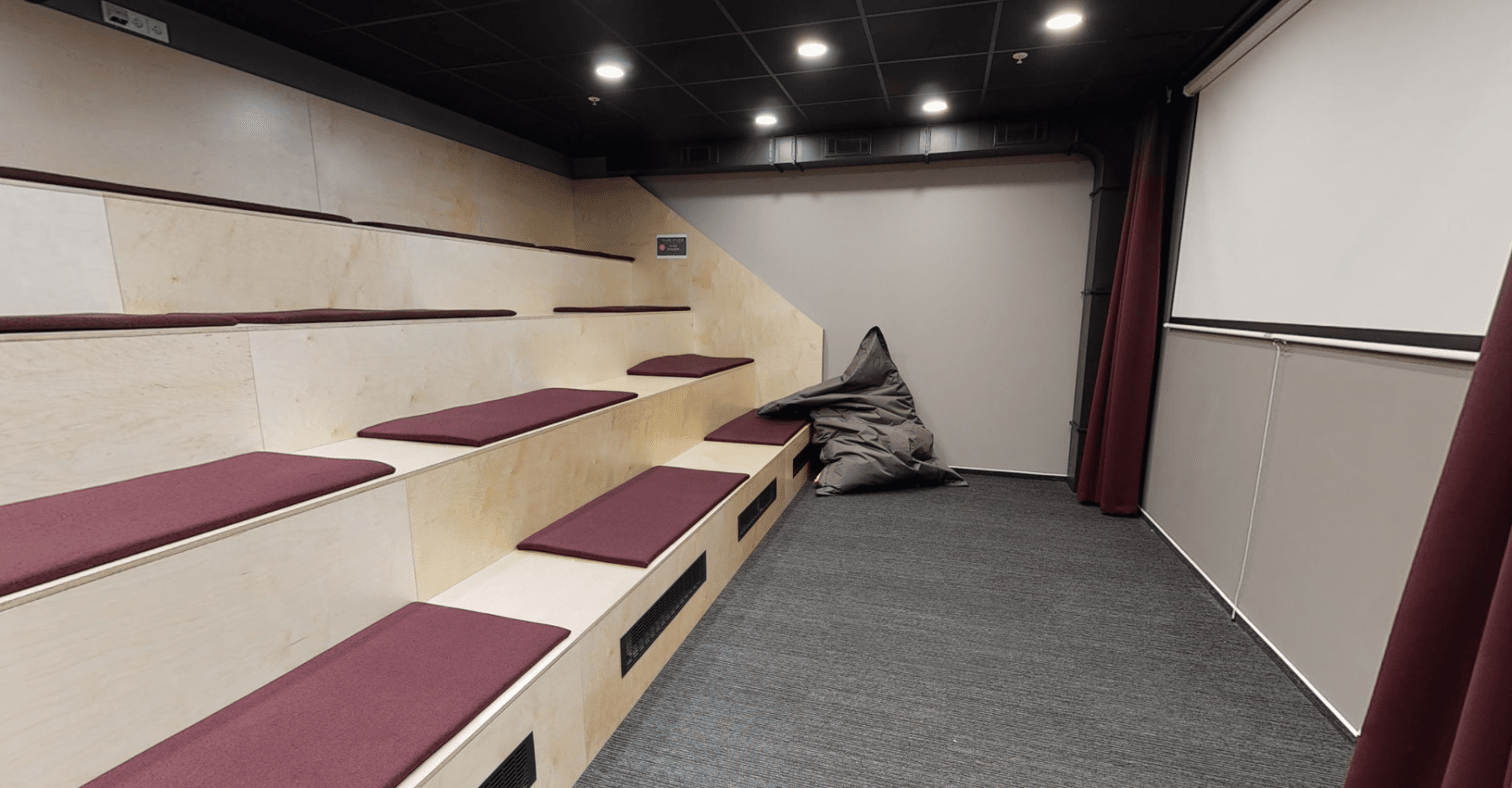 Pronájem bytu 1+kk 15 m², Na Zátorách, Praha, Praha Pronájem bytu 1+kk 15 m², Na Zátorách, Praha, Praha