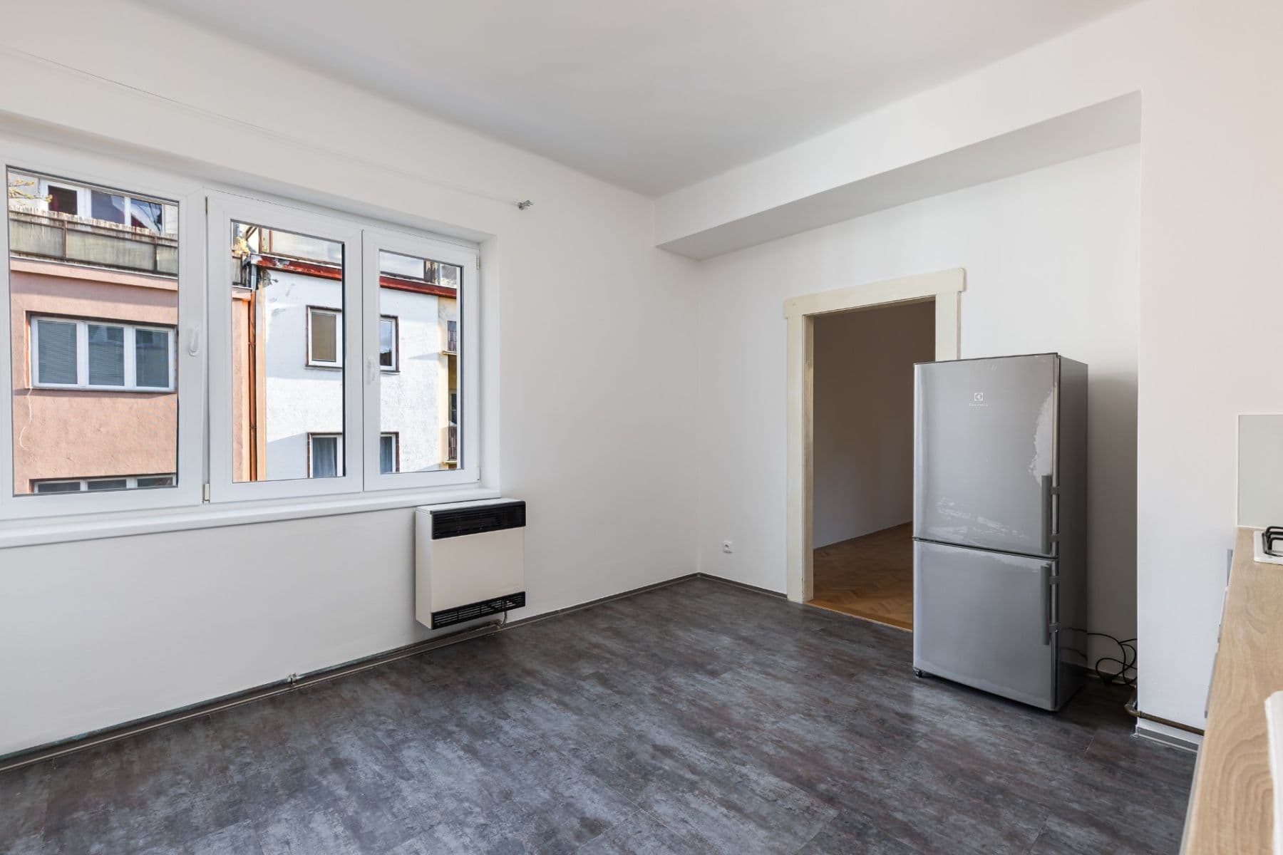 Pronájem bytu 1+1 45 m², Zdaru, Praha, Praha Pronájem bytu 1+1 45 m², Zdaru, Praha, Praha