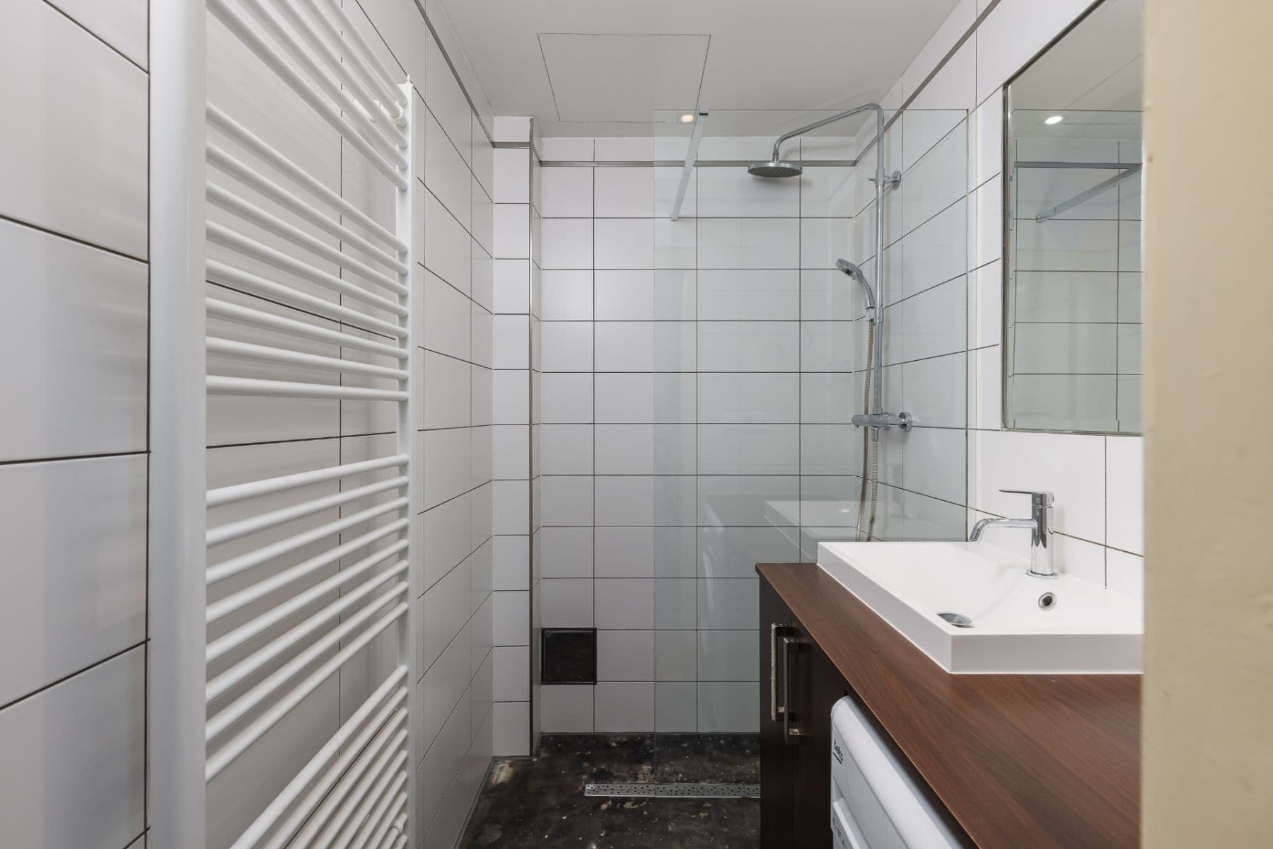 Pronájem bytu 1+1 45 m², Zdaru, Praha, Praha Pronájem bytu 1+1 45 m², Zdaru, Praha, Praha