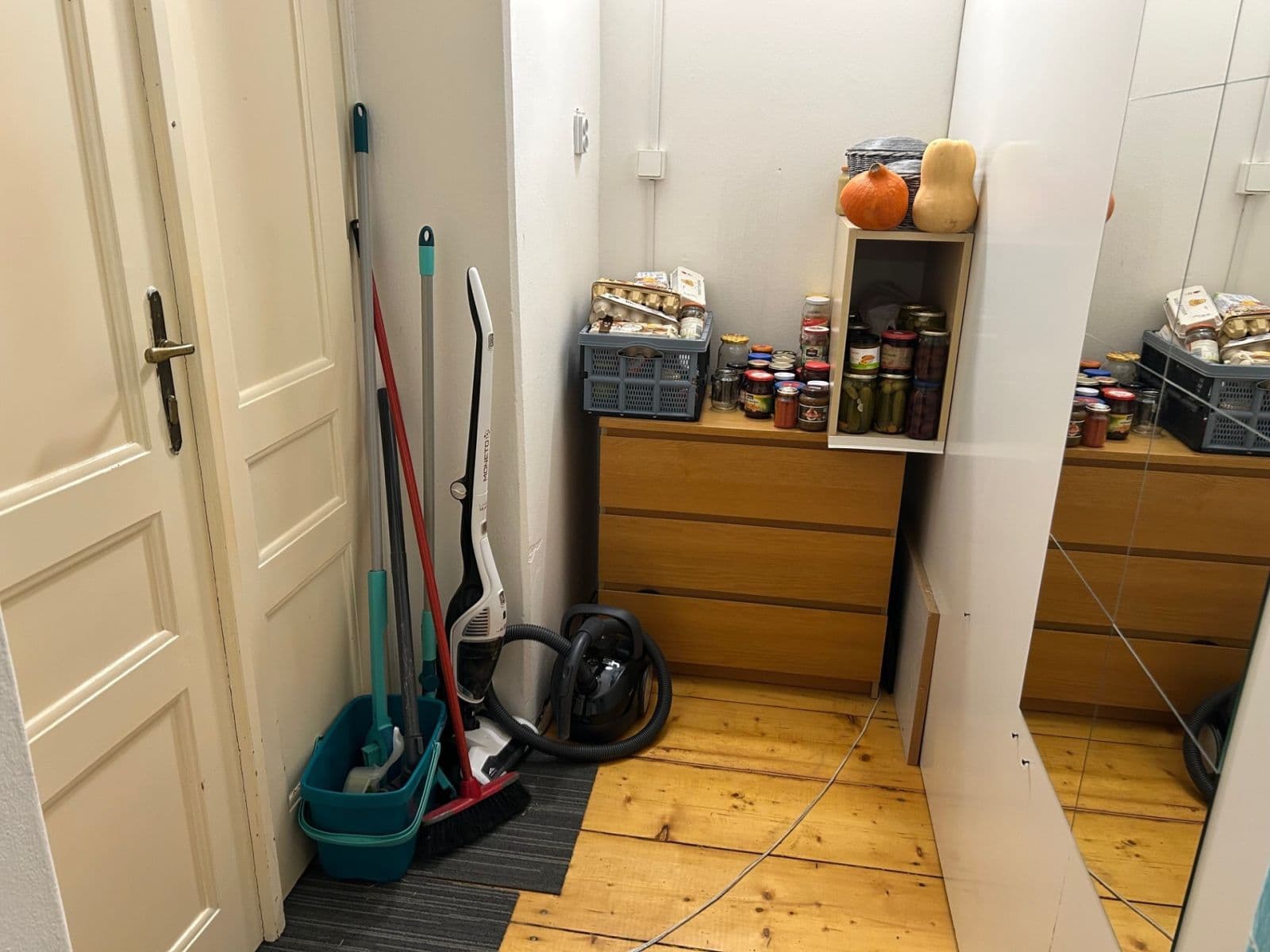 Pronájem bytu 4+1 107 m², U cukrovaru, Mladá Boleslav, Středočeský kraj Pronájem bytu 4+1 107 m², U cukrovaru, Mladá Boleslav, Středočeský kraj