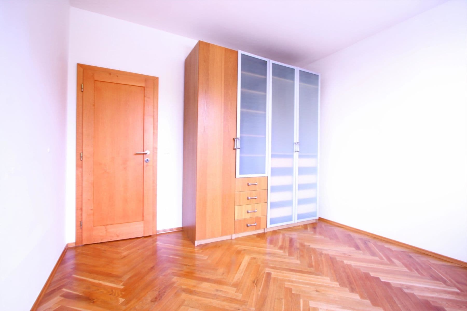 Pronájem bytu 4+kk 100 m², Mistrovská, Praha, Praha Pronájem bytu 4+kk 100 m², Mistrovská, Praha, Praha