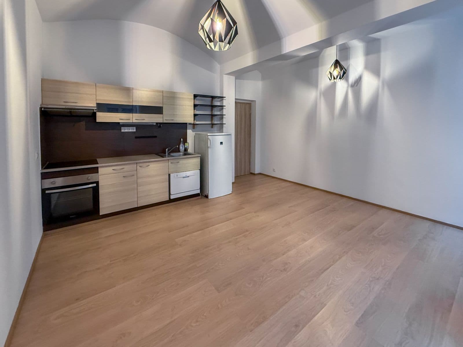 Prodej bytu 1+kk 29 m², Pod Labuťkou, Praha, Praha Prodej bytu 1+kk 29 m², Pod Labuťkou, Praha, Praha