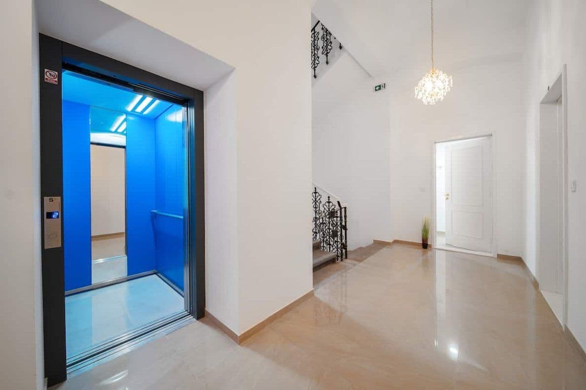 Pronájem bytu 25 m², Varšavská, Praha, Praha Pronájem bytu 25 m², Varšavská, Praha, Praha