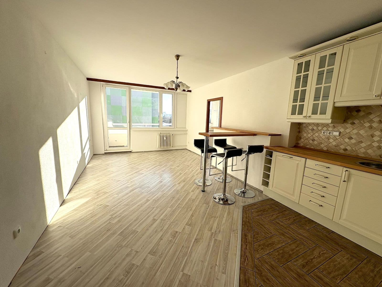 Prodej bytu 2+kk 54 m², Zvoncovitá, Praha, Praha Prodej bytu 2+kk 54 m², Zvoncovitá, Praha, Praha