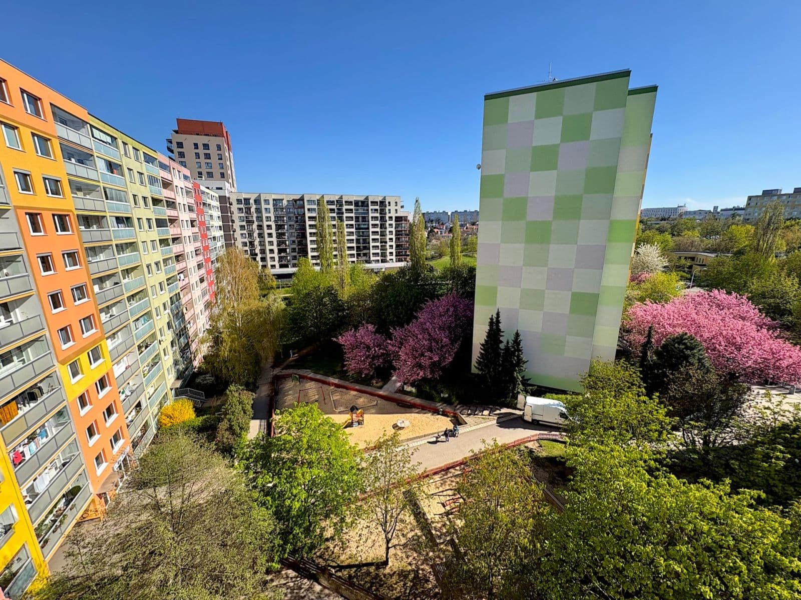 Prodej bytu 2+kk 54 m², Zvoncovitá, Praha, Praha Prodej bytu 2+kk 54 m², Zvoncovitá, Praha, Praha