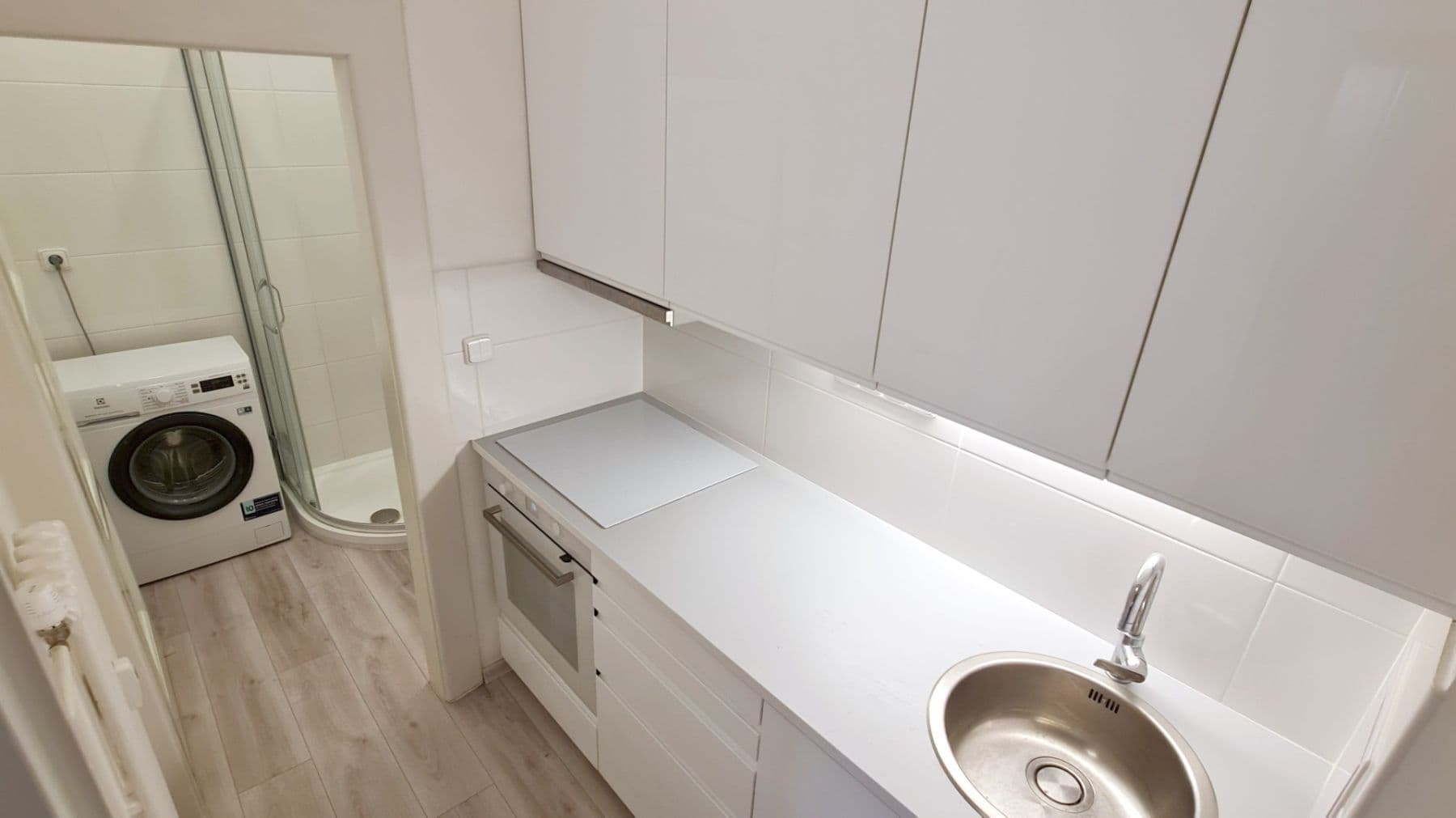 Pronájem bytu 2+1 50 m², Na Louži, Praha, Praha Pronájem bytu 2+1 50 m², Na Louži, Praha, Praha