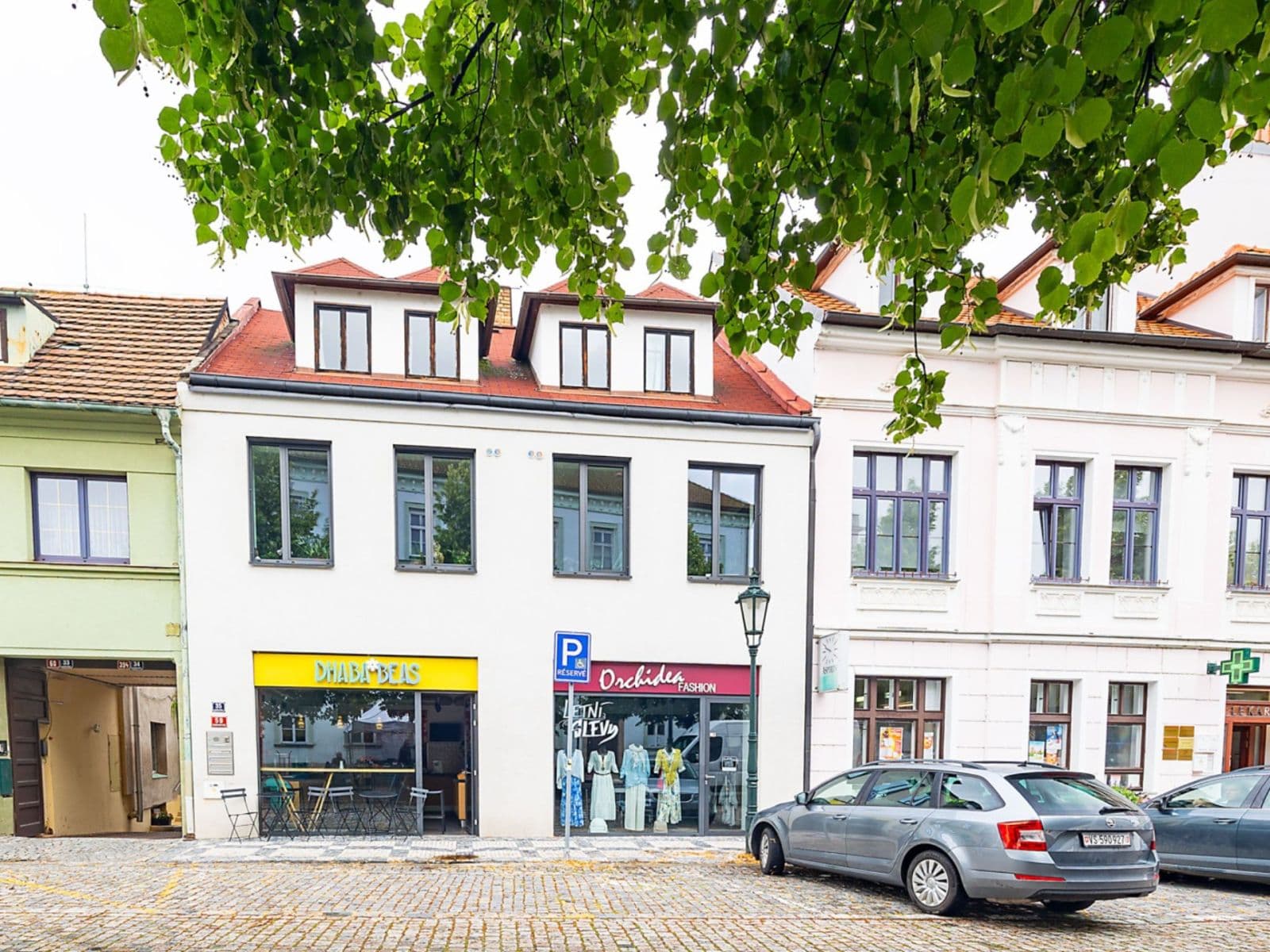 Prodej domu 202 m², pozemek 1.606 m², Masarykovo nám., Říčany, Středočeský kraj Prodej domu 202 m², pozemek 1.606 m², Masarykovo nám., Říčany, Středočeský kraj