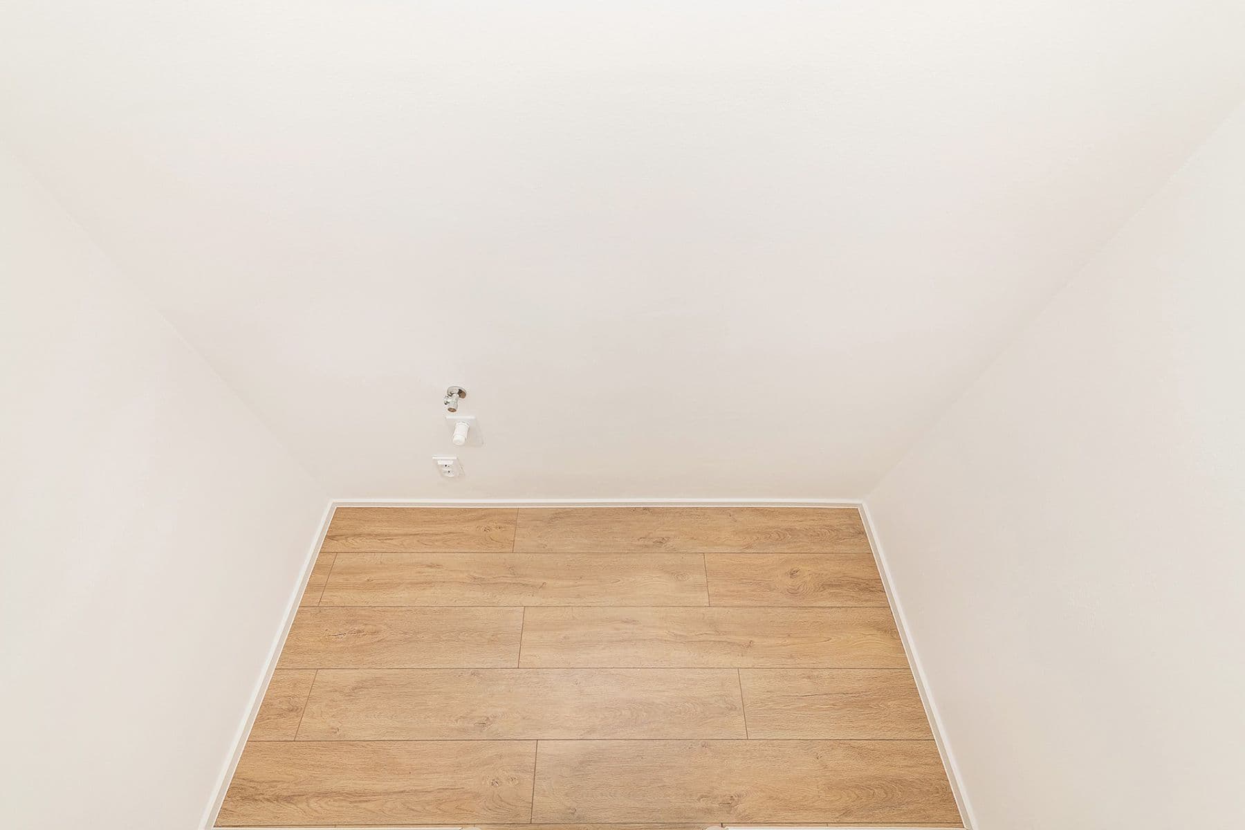 Prodej bytu 3+kk 68 m², Poljanovova, Praha, Praha Prodej bytu 3+kk 68 m², Poljanovova, Praha, Praha