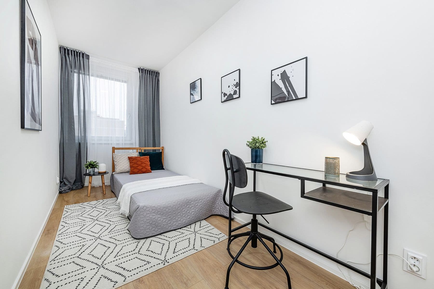 Prodej bytu 3+kk 68 m², Poljanovova, Praha, Praha Prodej bytu 3+kk 68 m², Poljanovova, Praha, Praha