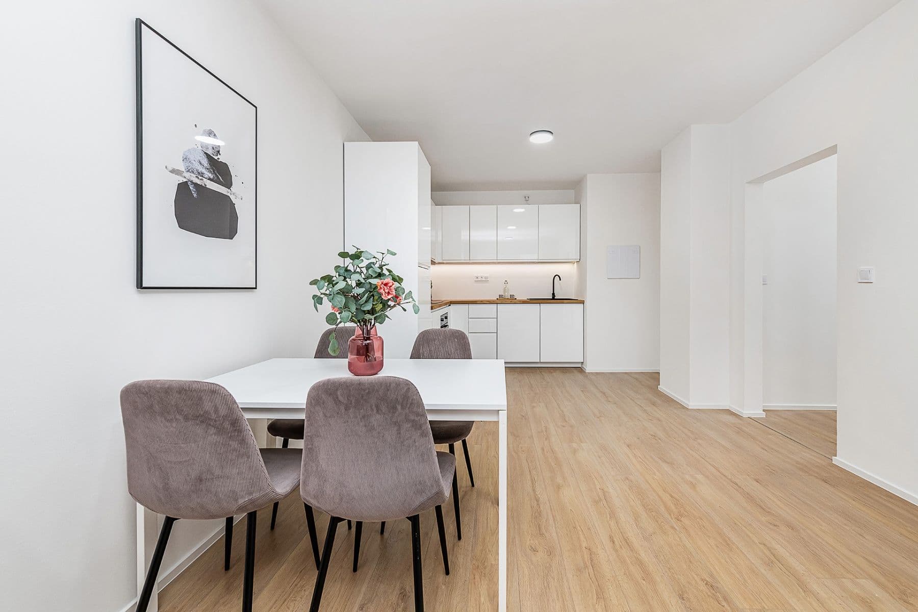 Prodej bytu 3+kk 68 m², Poljanovova, Praha, Praha Prodej bytu 3+kk 68 m², Poljanovova, Praha, Praha