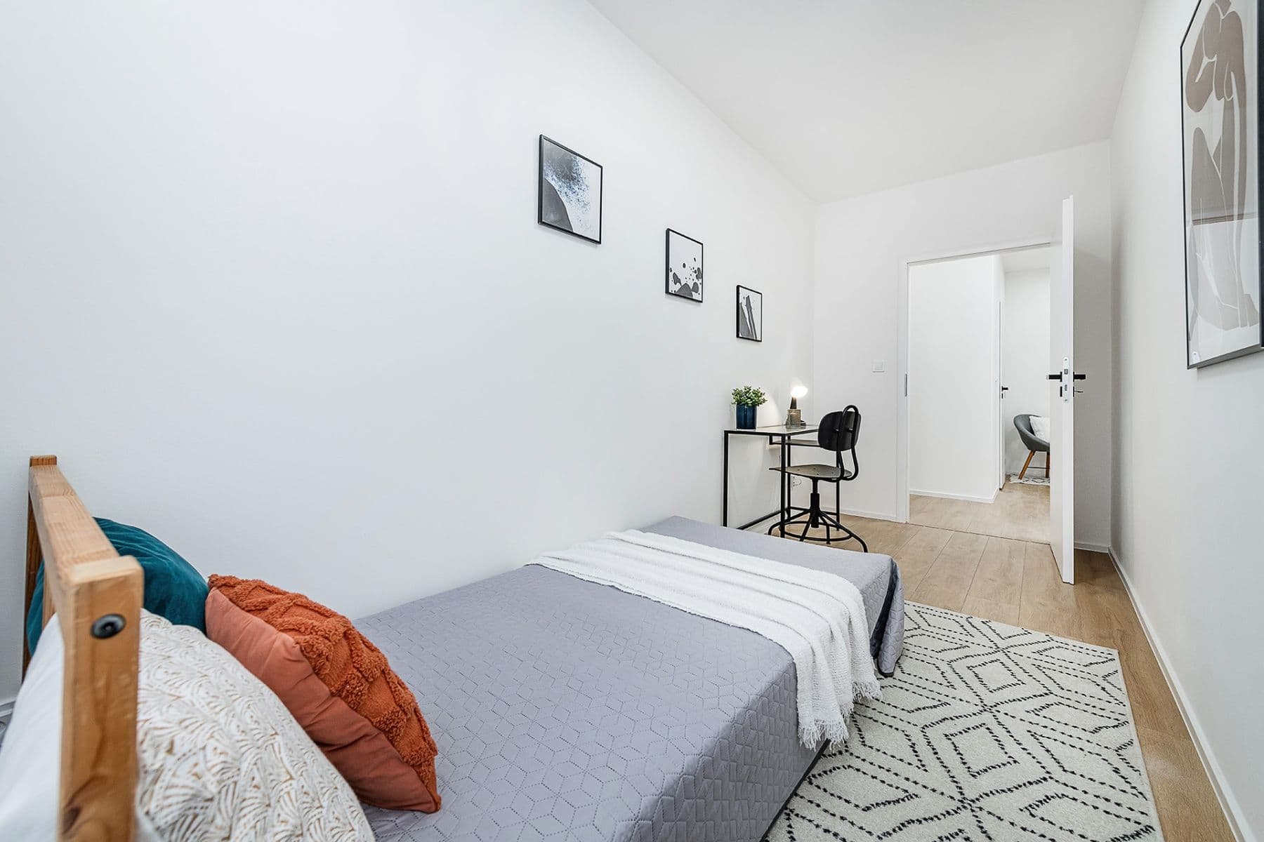 Prodej bytu 3+kk 68 m², Poljanovova, Praha, Praha Prodej bytu 3+kk 68 m², Poljanovova, Praha, Praha