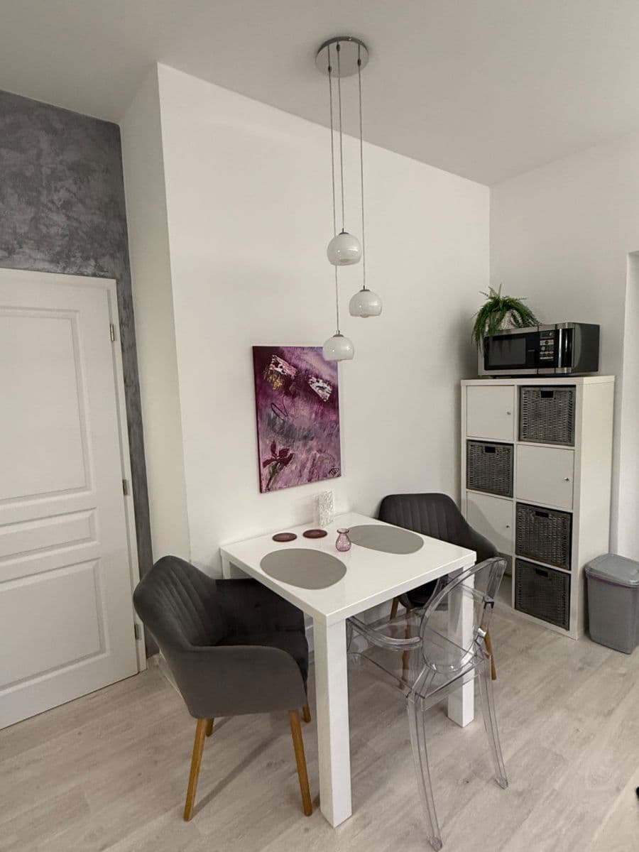 Pronájem bytu 2+kk 53 m², U Svobodárny, Praha, Praha Pronájem bytu 2+kk 53 m², U Svobodárny, Praha, Praha