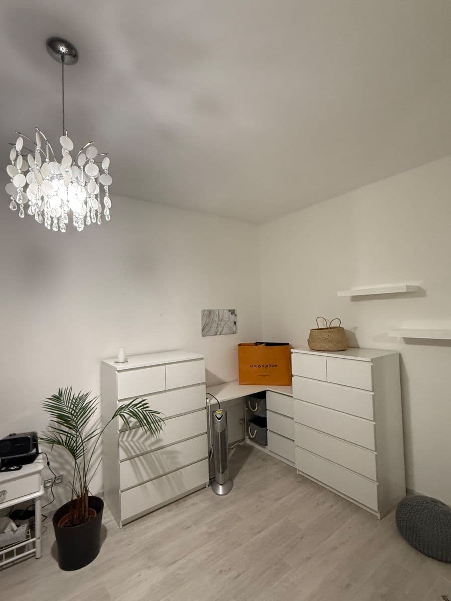 Pronájem bytu 2+kk 53 m², U Svobodárny, Praha, Praha Pronájem bytu 2+kk 53 m², U Svobodárny, Praha, Praha