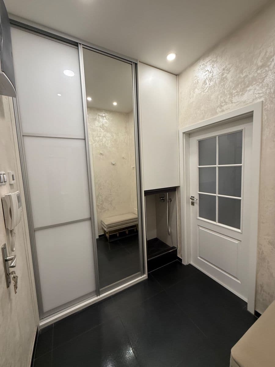 Pronájem bytu 2+kk 53 m², U Svobodárny, Praha, Praha Pronájem bytu 2+kk 53 m², U Svobodárny, Praha, Praha