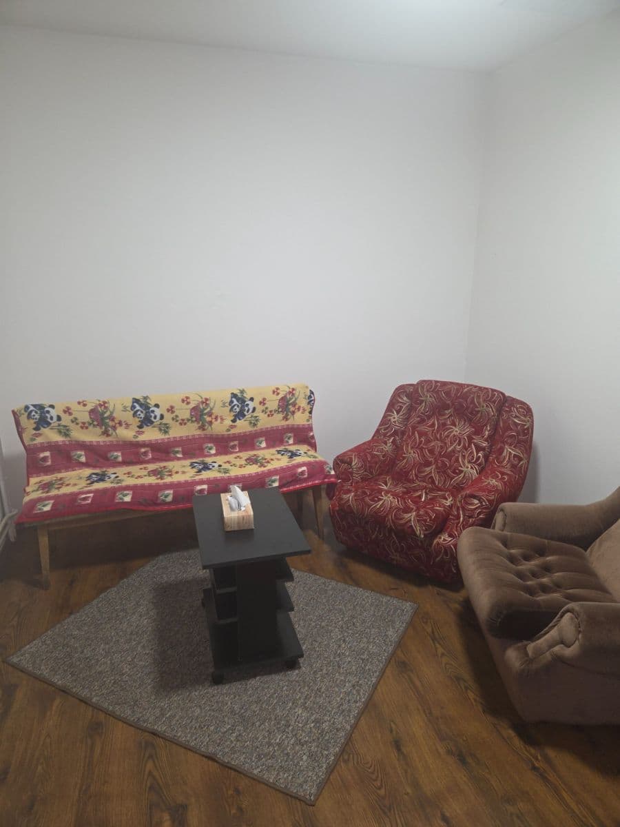 Pronájem bytu 2+1 60 m², K Dálnici, Panenské Břežany, Středočeský kraj Pronájem bytu 2+1 60 m², K Dálnici, Panenské Břežany, Středočeský kraj