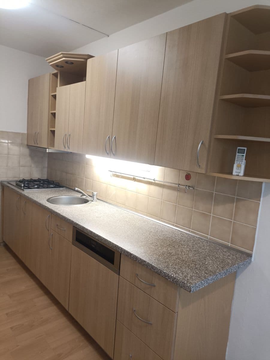 Pronájem bytu 3+1 81 m², Amforová, Praha, Praha Pronájem bytu 3+1 81 m², Amforová, Praha, Praha