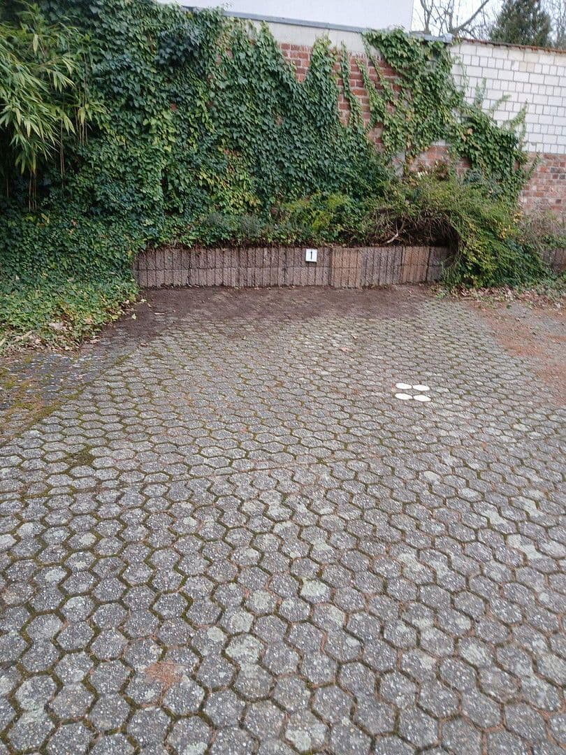 Pronájem bytu 2+1 55 m², Brühler Straße 237, Köln, Severní Porýní-Vestfálsko Pronájem bytu 2+1 55 m², Brühler Straße 237, Köln, Severní Porýní-Vestfálsko