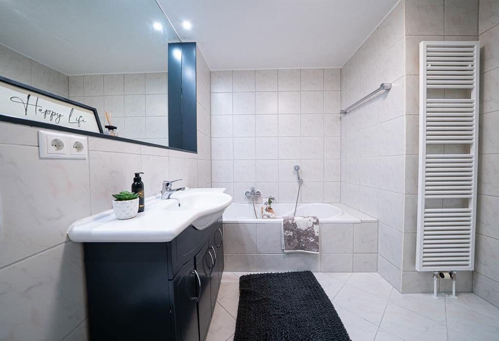 Prodej bytu 3+1 86 m², Offenbach am Main, Hessen Prodej bytu 3+1 86 m², Offenbach am Main, Hessen