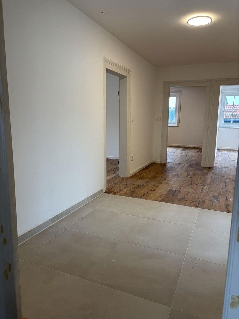 Pronájem bytu 4+1 105 m², Lorch, Bádensko-Württembersko Pronájem bytu 4+1 105 m², Lorch, Bádensko-Württembersko