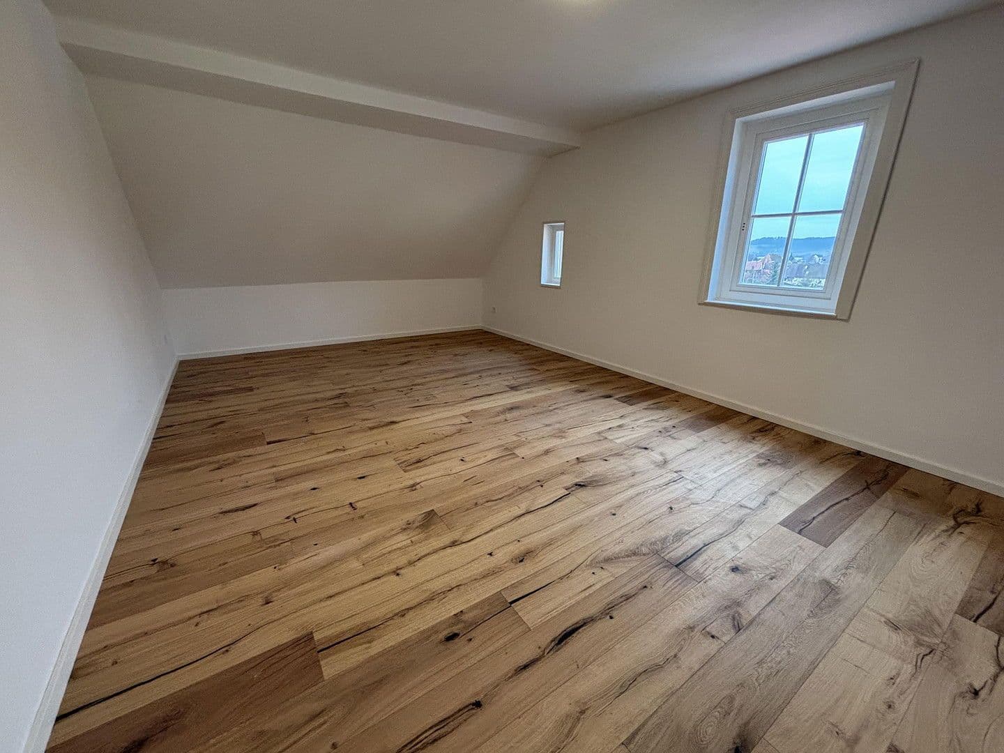 Pronájem bytu 4+1 105 m², Lorch, Bádensko-Württembersko Pronájem bytu 4+1 105 m², Lorch, Bádensko-Württembersko